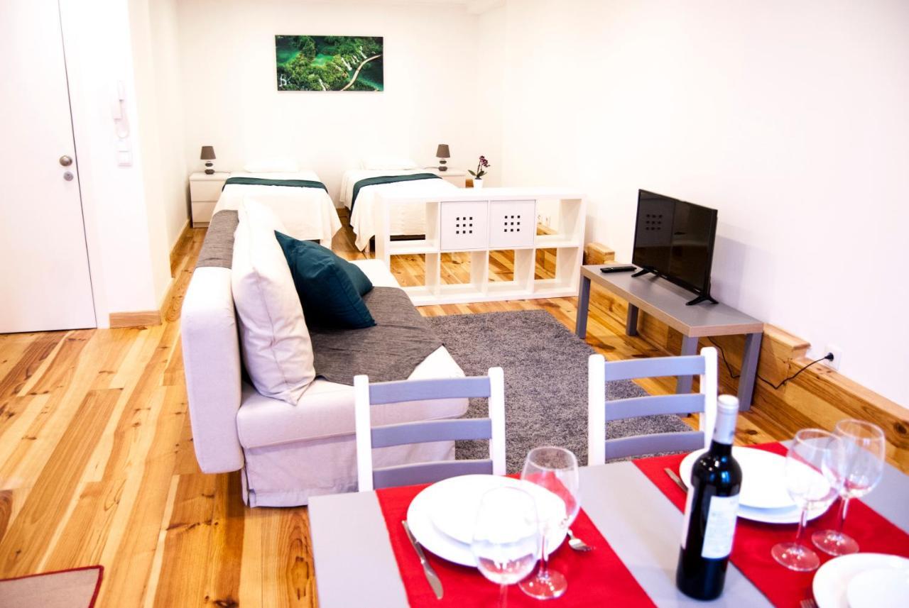 Daora Lisbon Low Cost Hostel Exterior photo